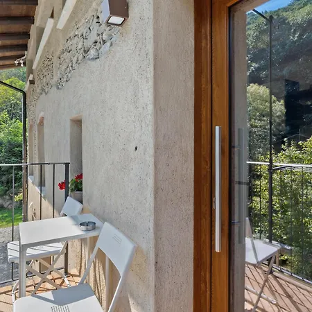 度假居 Lo Sarvanot *