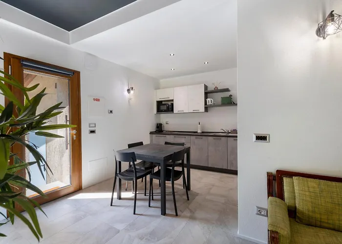 펜션 Lo Sarvanot *